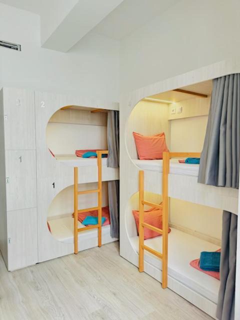 Fantasy Hostel Порту Екстер'єр фото