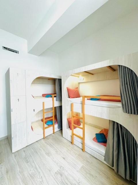 Fantasy Hostel Порту Екстер'єр фото